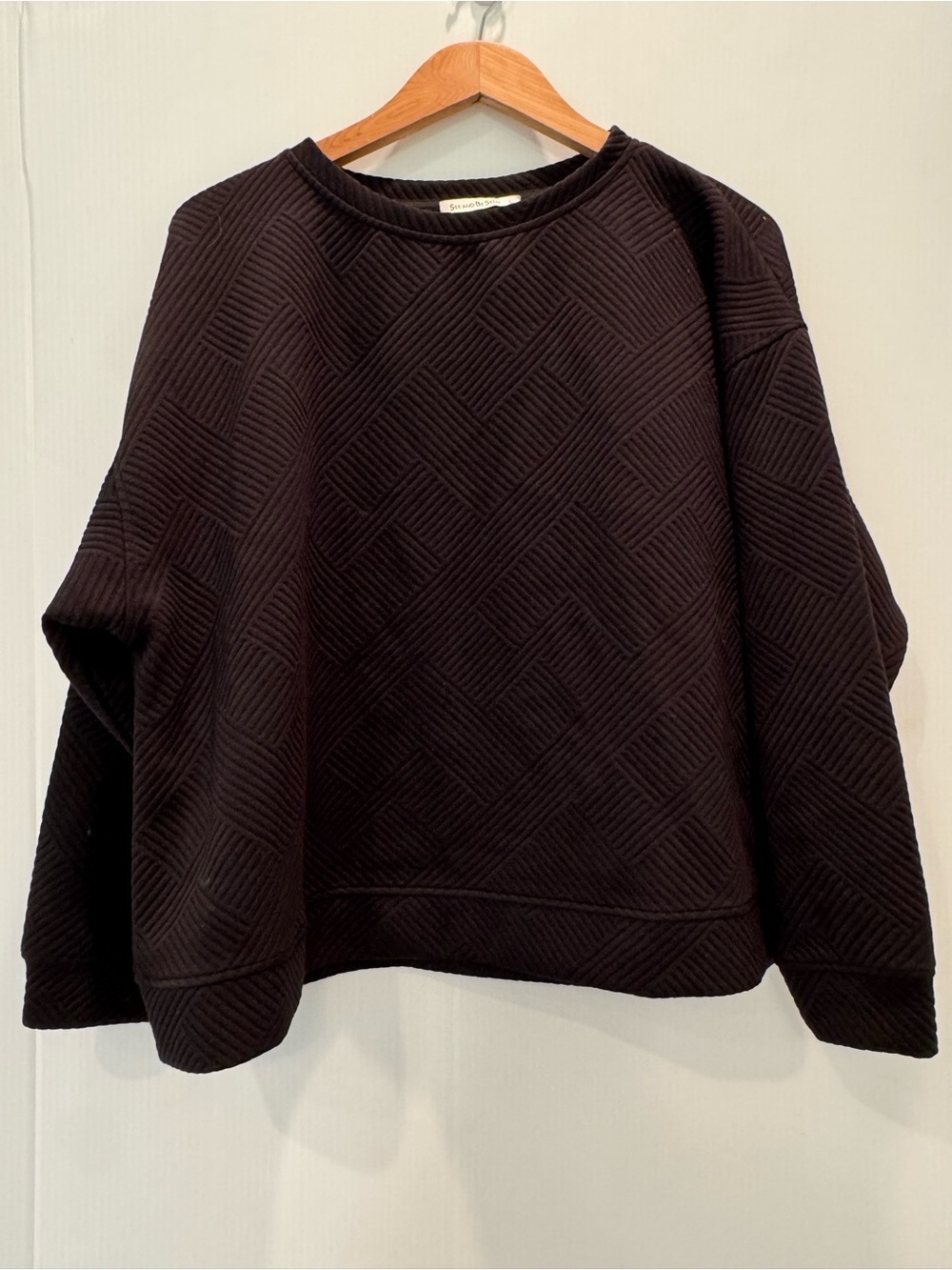 See and Be Seen Women's Black Quilted-Texture Crewneck Sweater size Large